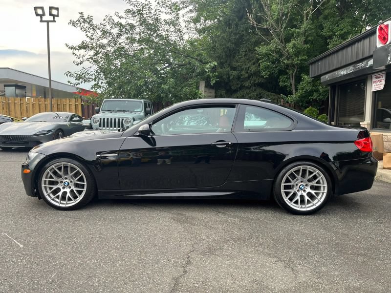 Used 2013 BMW M3 Coupe w/ Premium Pkg RWD image 4