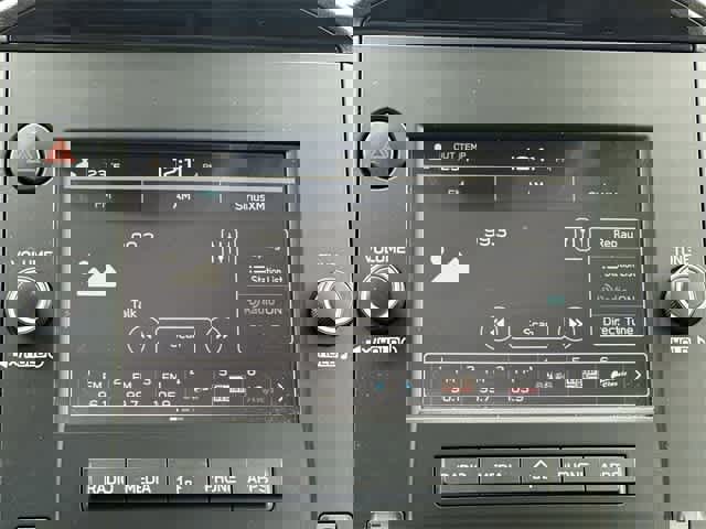 Certified 2025 Subaru Impreza 2.0i image 10