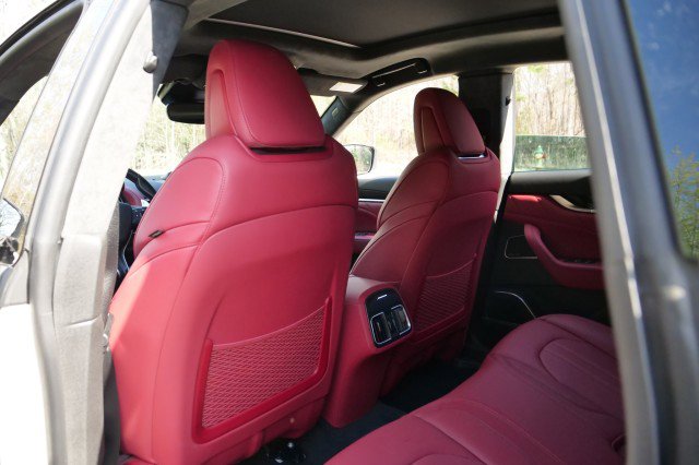 Used 2022 Maserati Levante Modena image 27