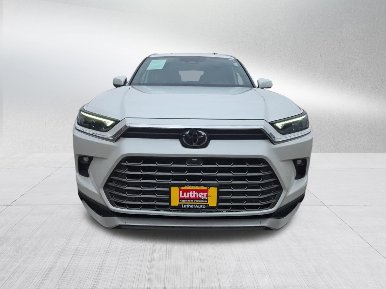 Used 2024 Toyota Grand Highlander AWD Hybrid image 8