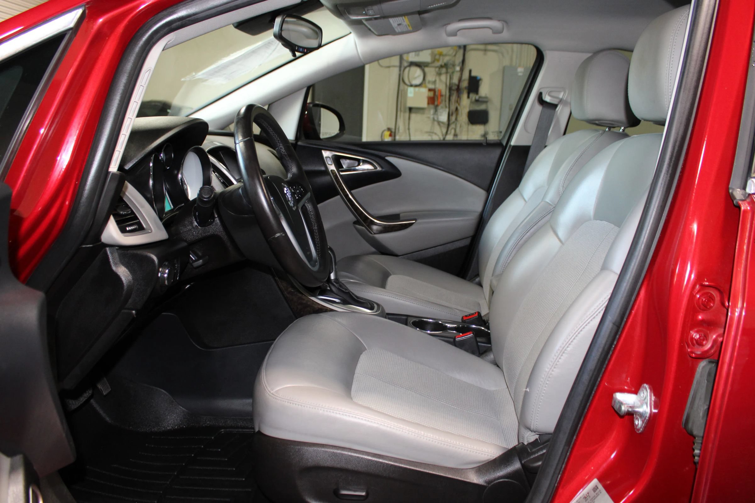 Used 2015 Buick Verano w/ Comfort Package FWD image 8