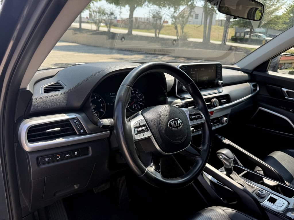 Used 2021 Kia Telluride S AWD/4WD image 14