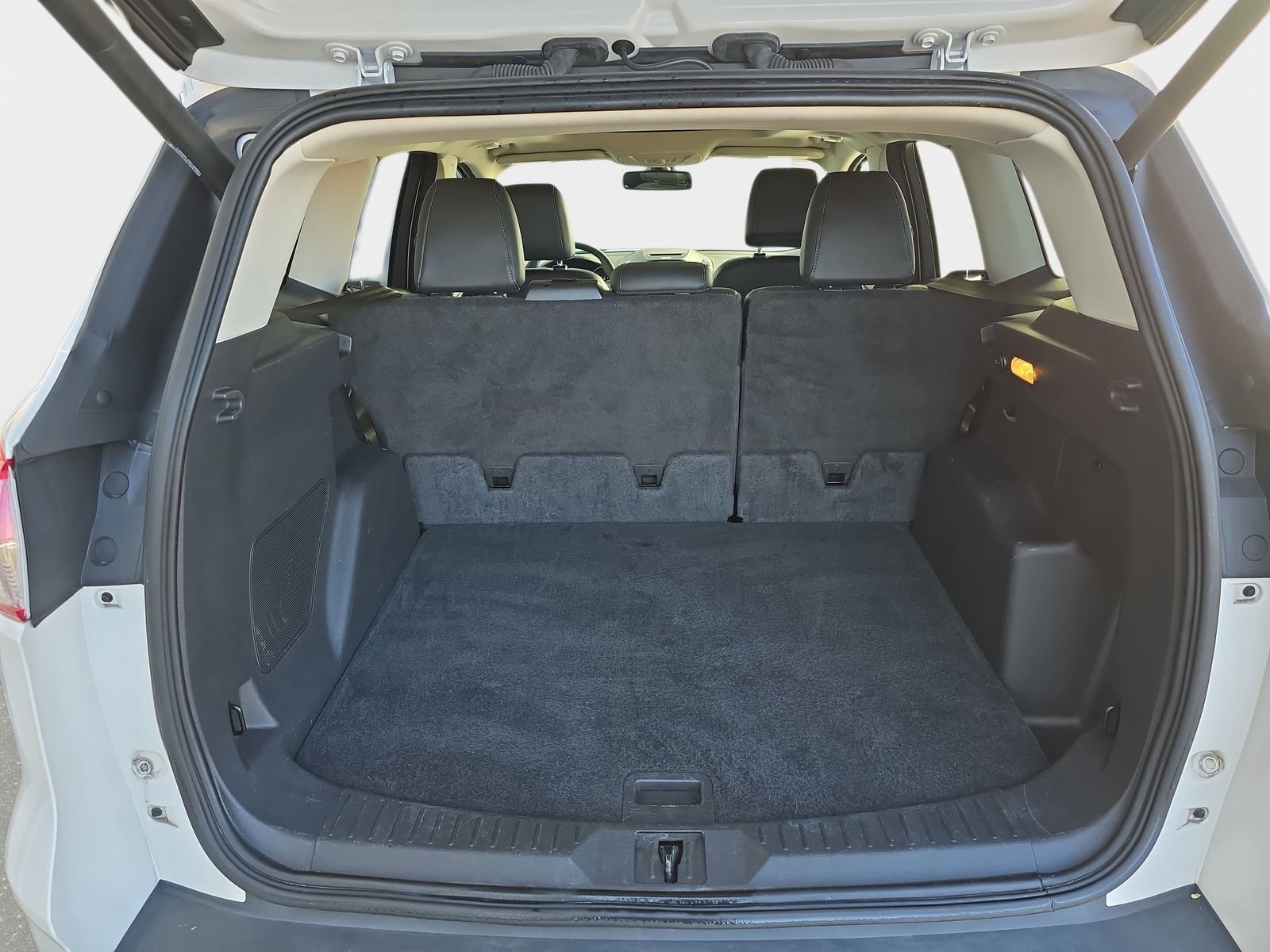 Used 2014 Ford Escape Titanium w/ Equipment Group 401A image 14