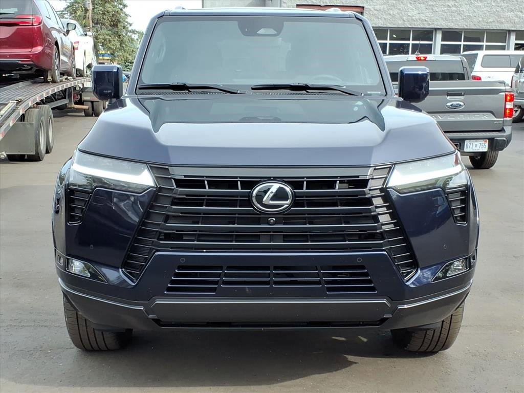 Used 2025 Lexus GX 550 w/ Accessory Package (2T) image 8