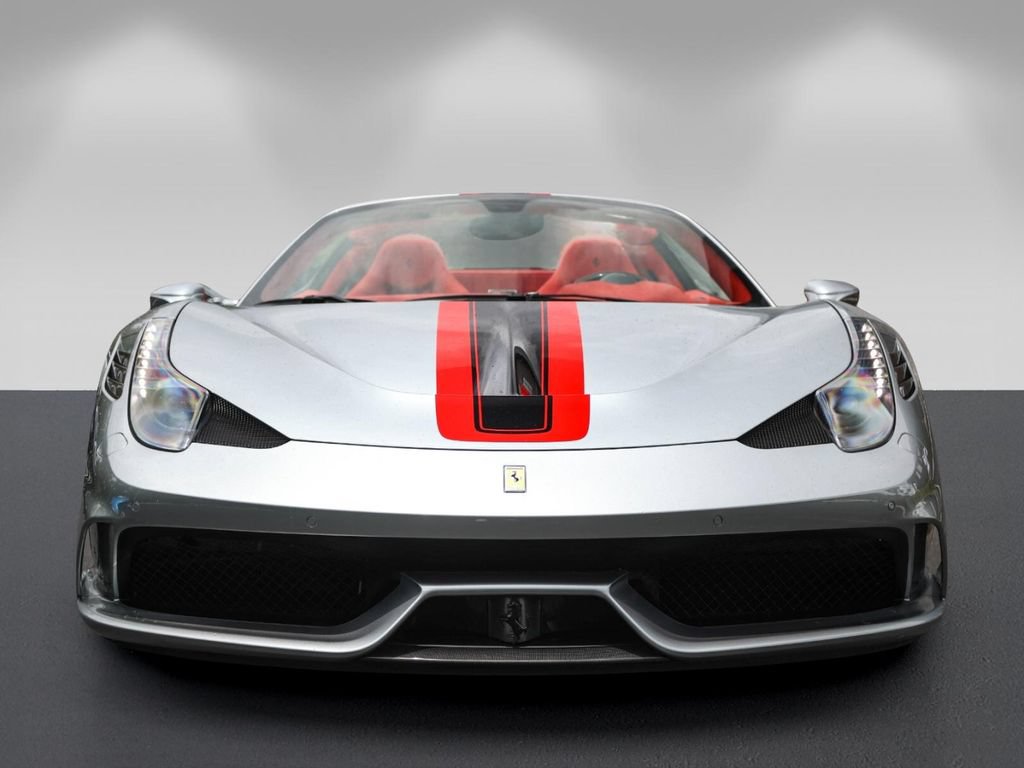 Used 2015 Ferrari 458 Speciale A RWD image 8