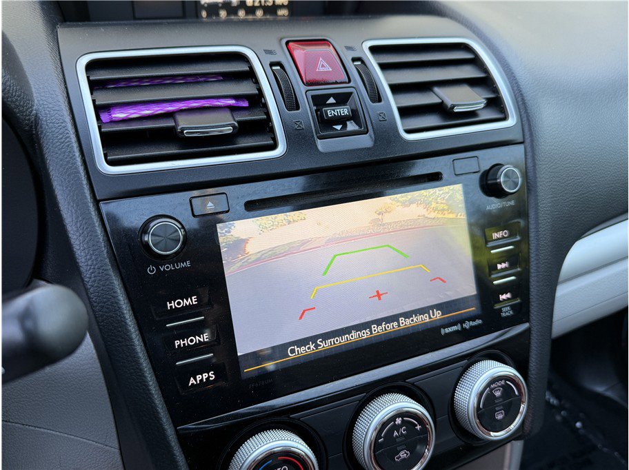 Used 2017 Subaru Forester 2.5i Premium AWD/4WD image 18