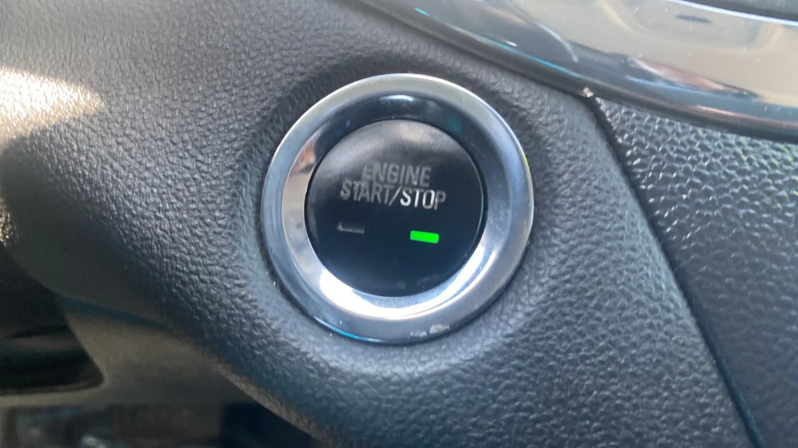 Used 2019 Chevrolet Impala Premier FWD image 15
