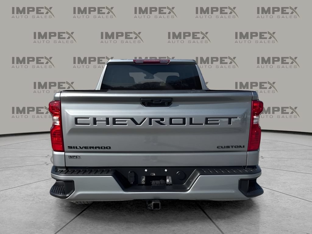 Used 2023 Chevrolet Silverado 1500 Custom w/ LPO, Dark Essentials Package AWD/4WD image 4