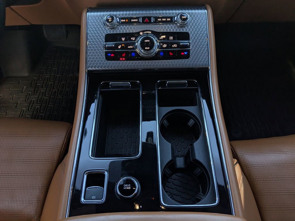 Used 2022 Lincoln Aviator Black Label Grand Touring w/ Class IV Trailer Tow Package image 20