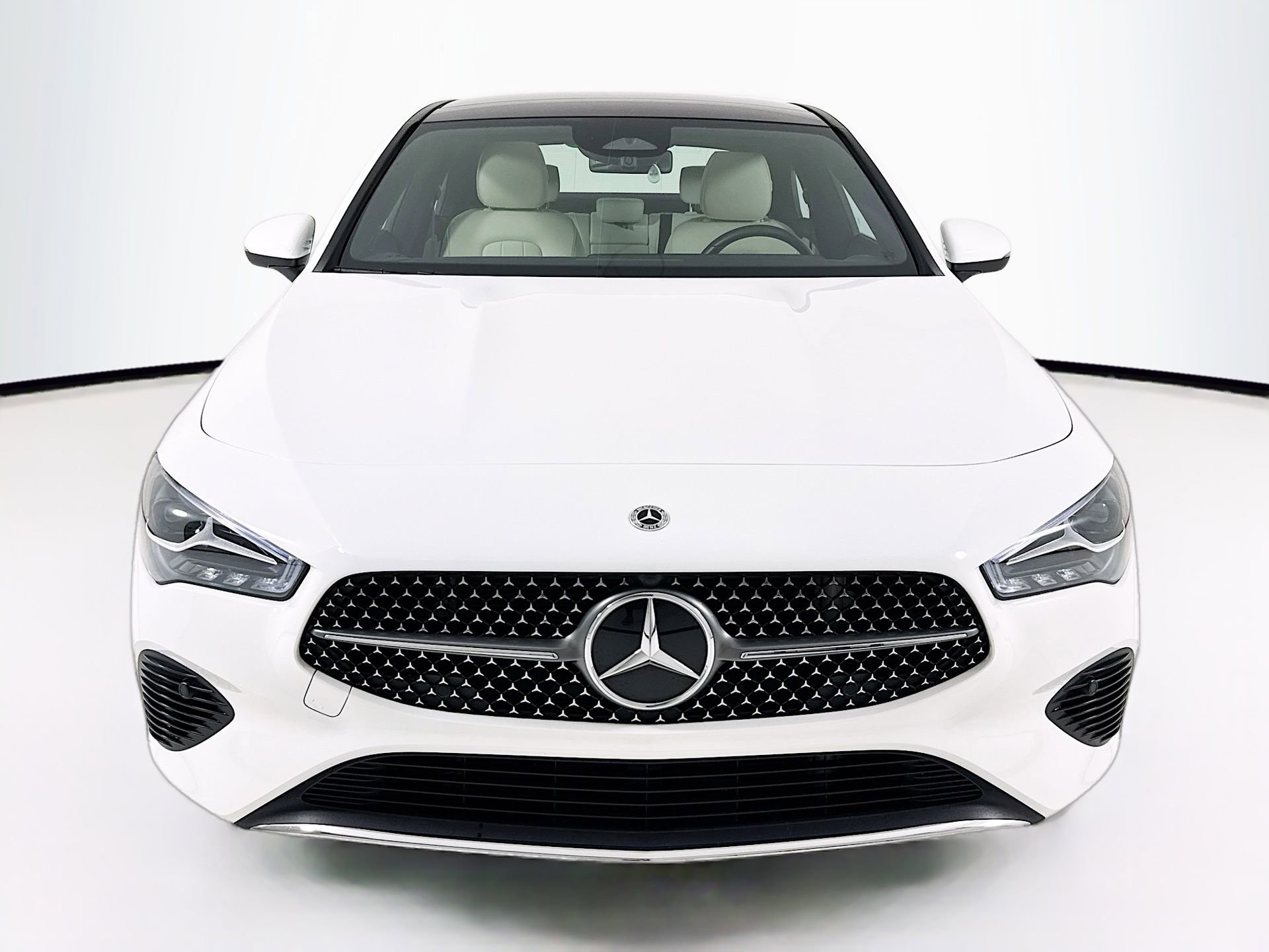 Certified 2025 Mercedes-Benz CLA 250 image 2