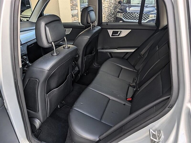Used 2010 Mercedes-Benz GLK 350 4MATIC image 26
