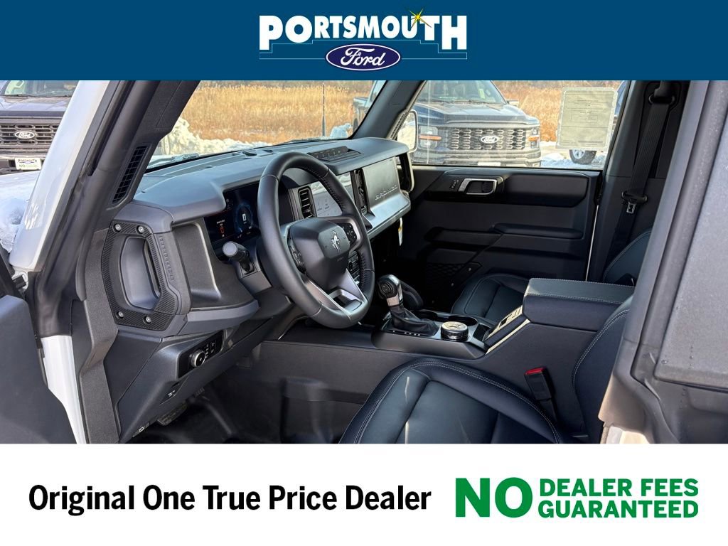 New 2025 Ford Bronco Badlands image 3