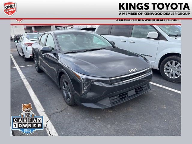 Used 2025 Kia K4 LXS video 1