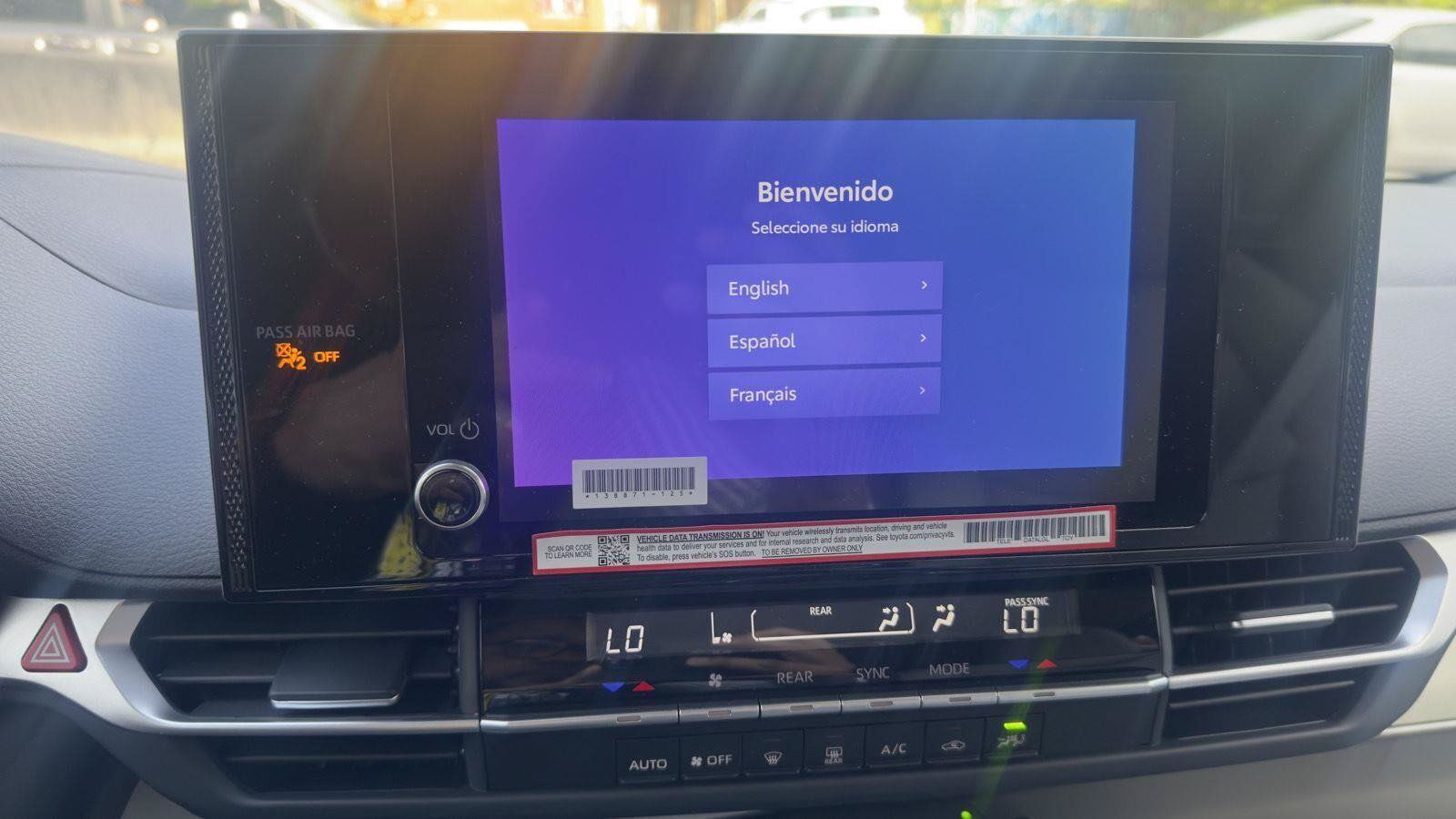 Used 2026 Toyota Sienna LE FWD image 13