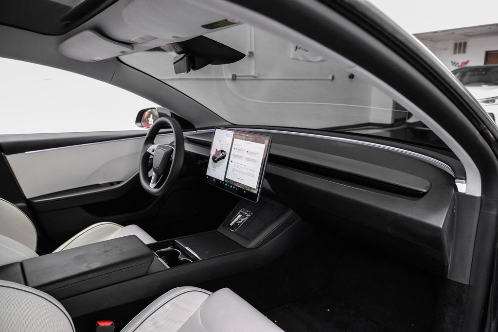 Used 2025 Tesla Model 3 Performance AWD/4WD image 13