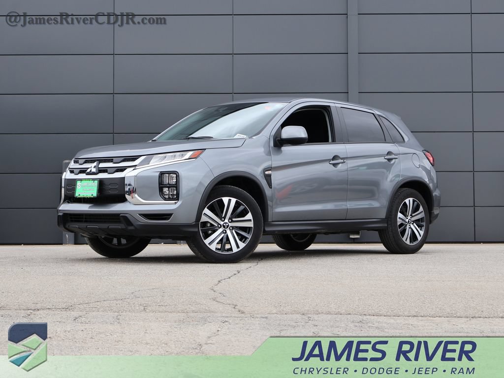 Used 2025 Mitsubishi Outlander Sport SE