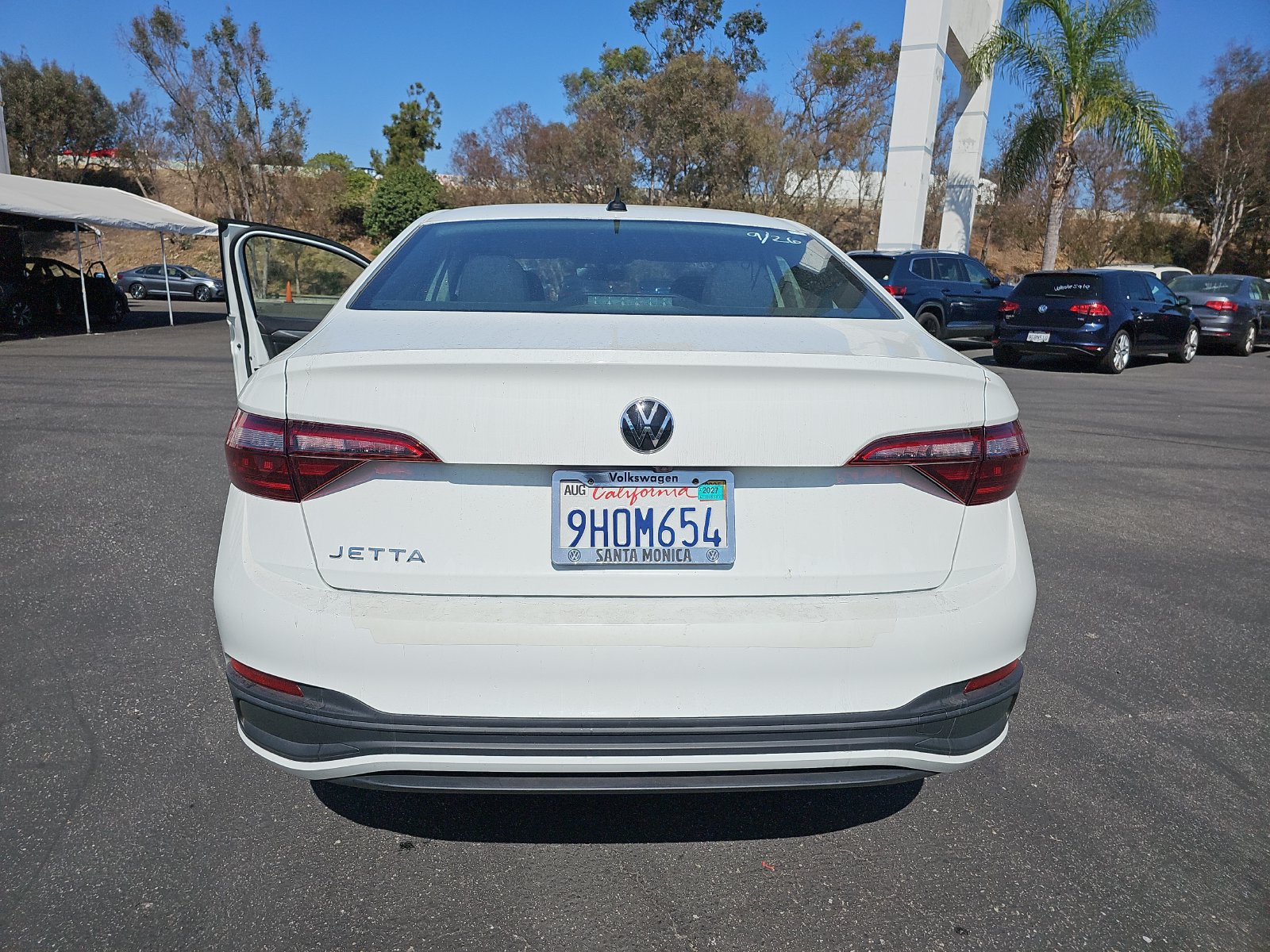 Used 2023 Volkswagen Jetta S FWD image 11