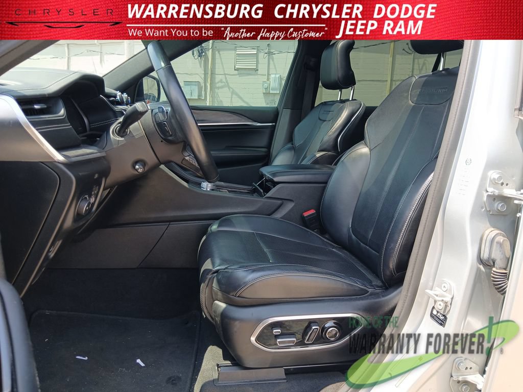 Used 2021 Jeep Grand Cherokee L Overland w/ Advanced Protech Group III AWD/4WD image 12