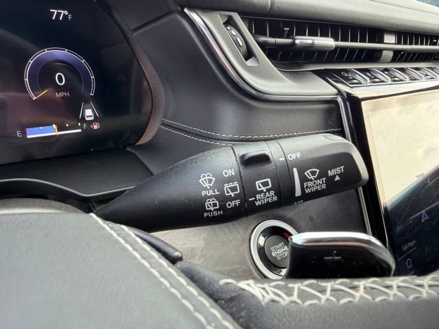 Used 2023 Jeep Grand Cherokee L Overland AWD/4WD image 32