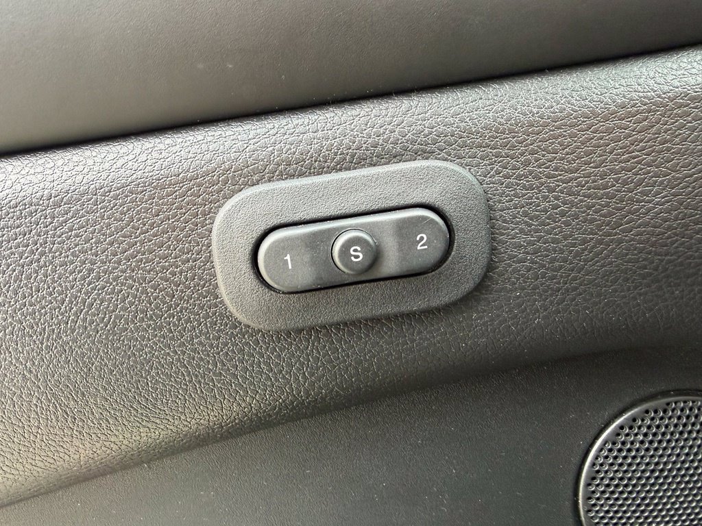 Used 2021 Jeep Grand Cherokee High Altitude AWD/4WD image 25