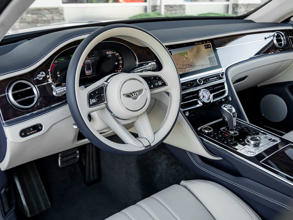 Used 2026 Bentley Flying Spur Plug-In Hybrid AWD/4WD image 20