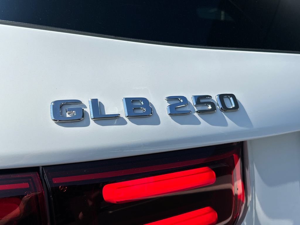 New 2026 Mercedes-Benz GLB 250 4MATIC image 29