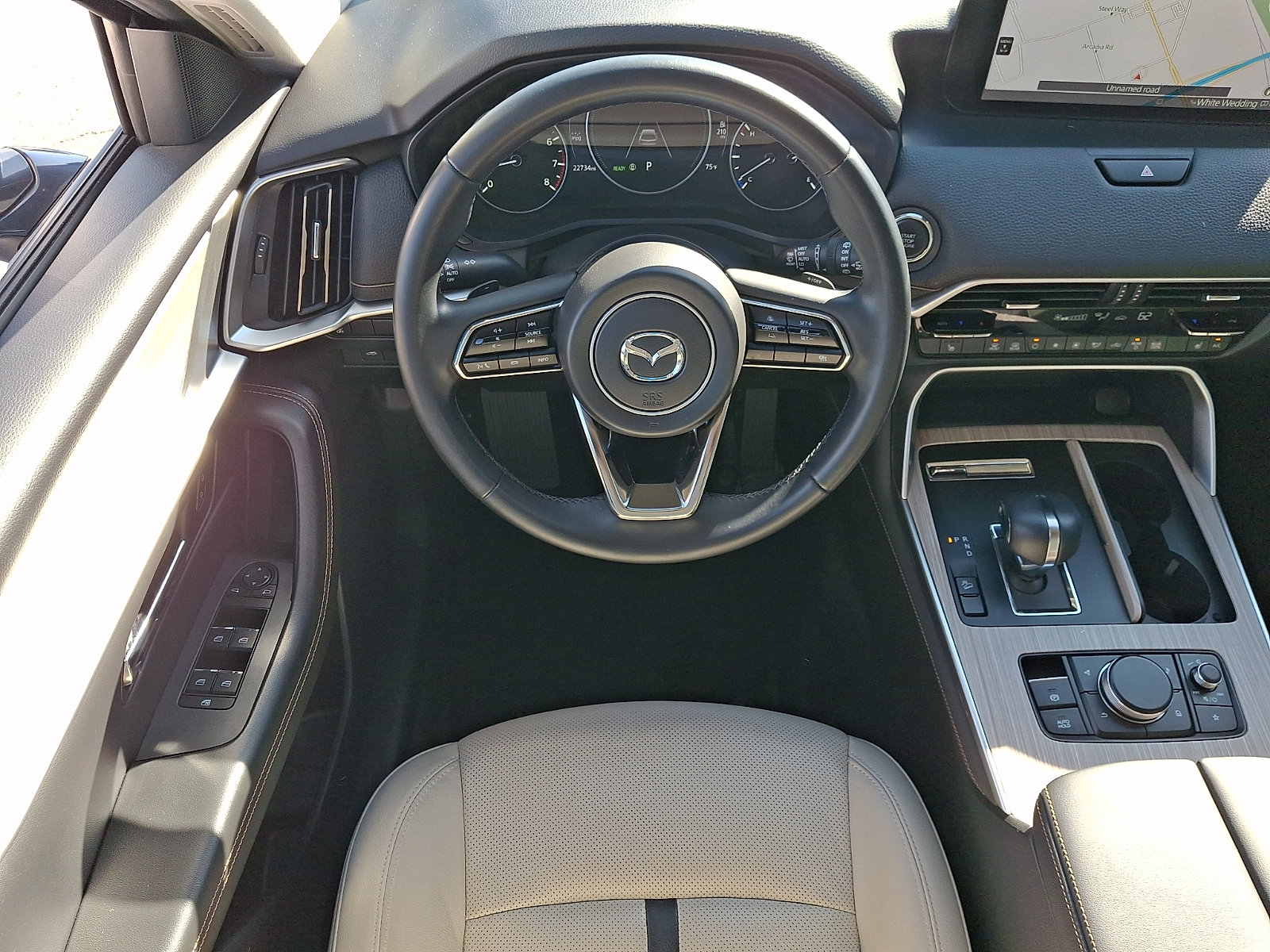 Used 2024 MAZDA CX-90 3.3 Turbo w/ Preferred Package AWD/4WD image 13