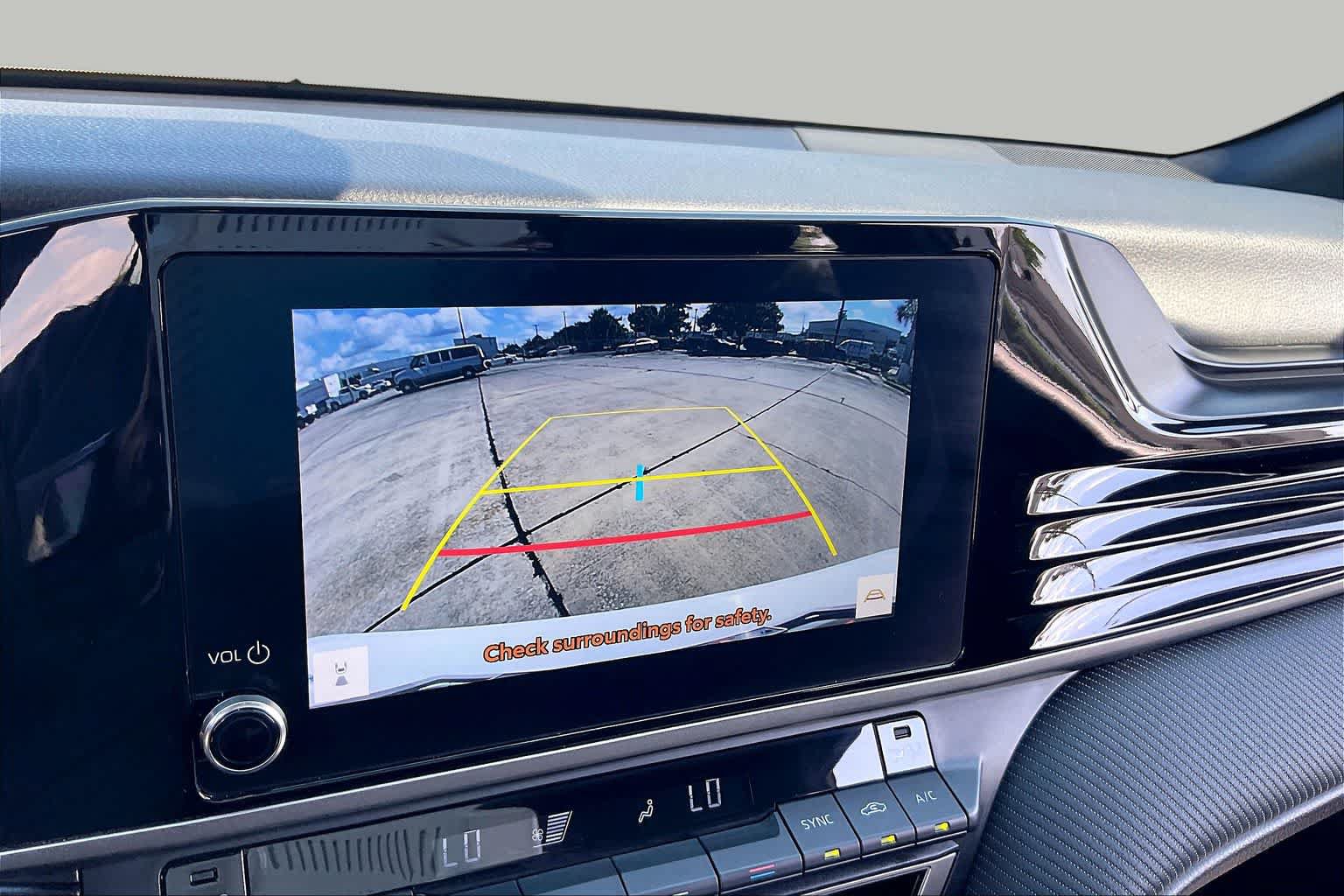 Used 2025 Toyota Camry SE FWD image 24