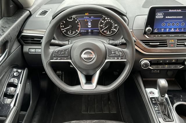 Used 2023 Nissan Altima 2.5 SV image 15