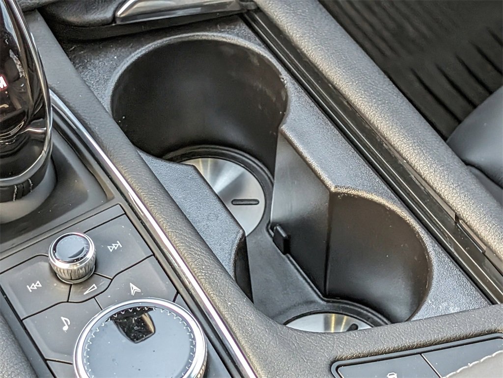 Certified 2024 Cadillac XT6 Sport w/ Platinum Package image 32