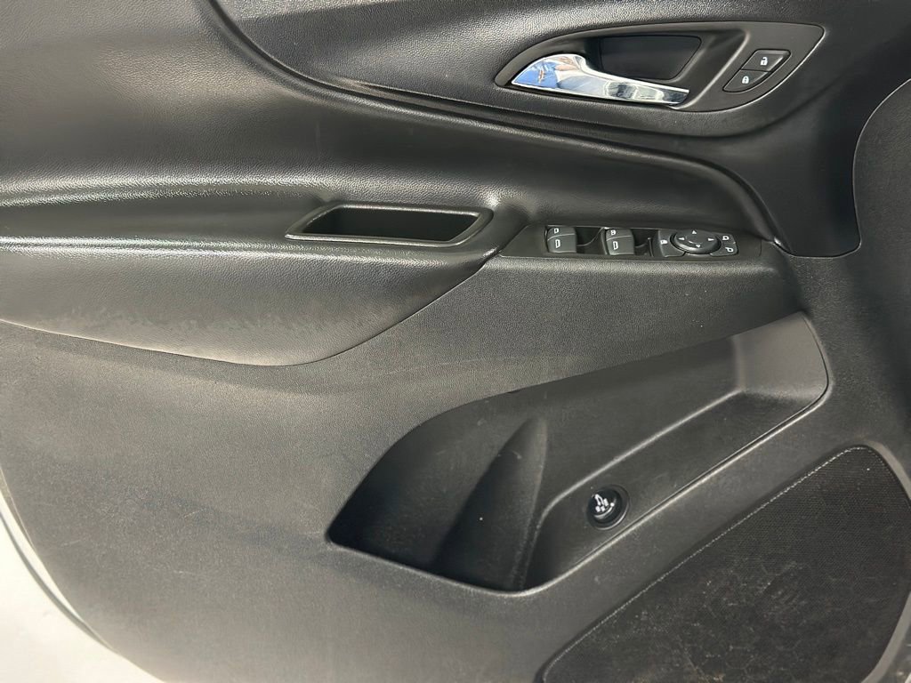 Used 2022 Chevrolet Equinox LT FWD image 15