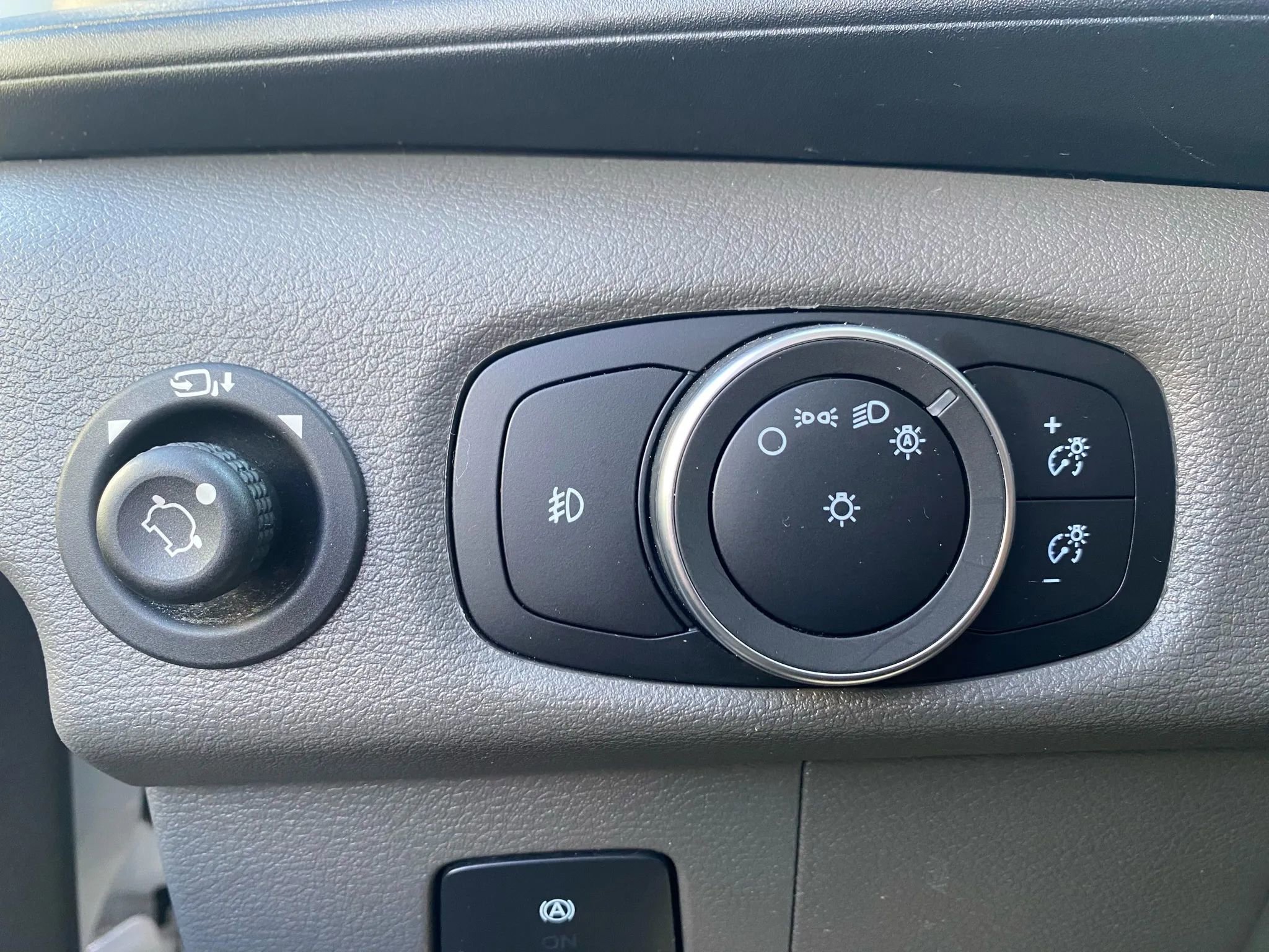 Used 2022 Ford Transit 350 XLT RWD image 17
