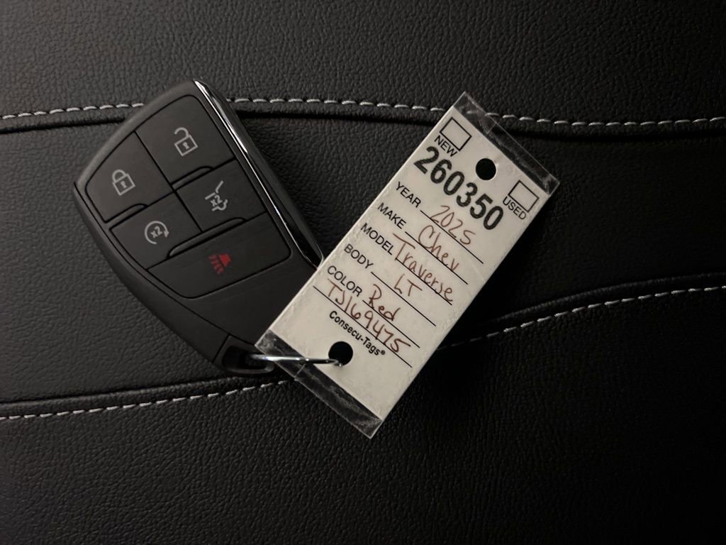 New 2026 Chevrolet Traverse LT w/ Driver Confidence Package image 21