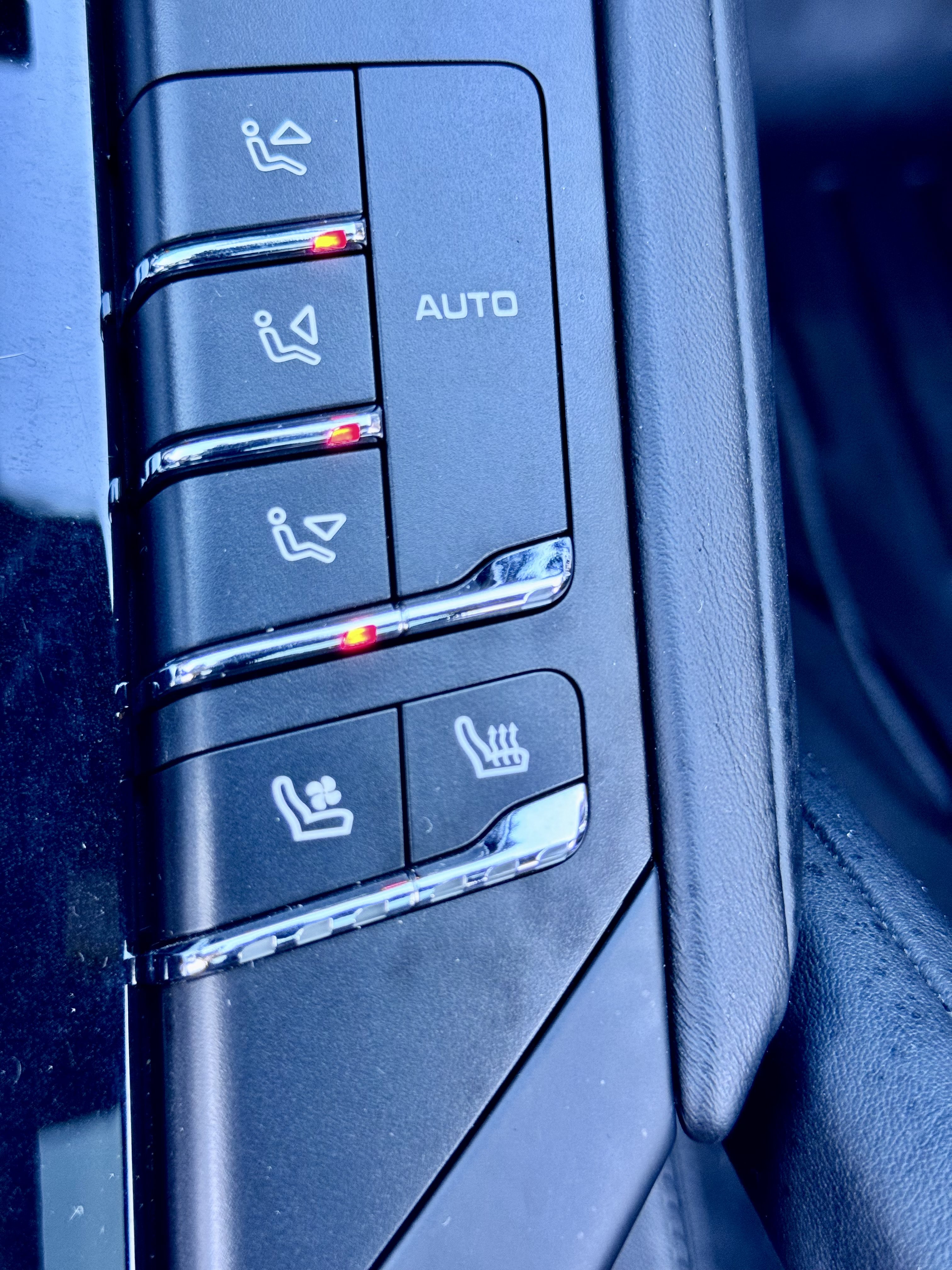 Used 2014 Porsche Cayenne Turbo S AWD/4WD image 85