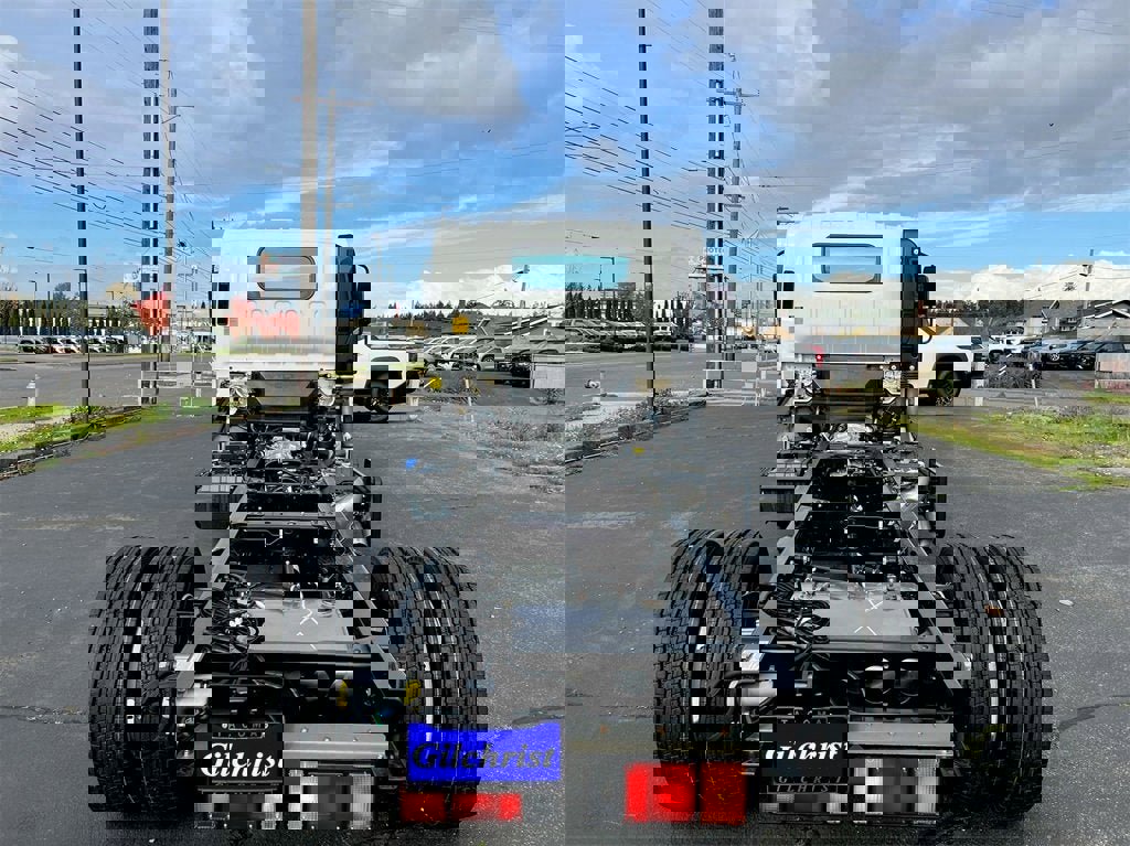 New 2024 Chevrolet Low Cab Forward 4500 XD image 24