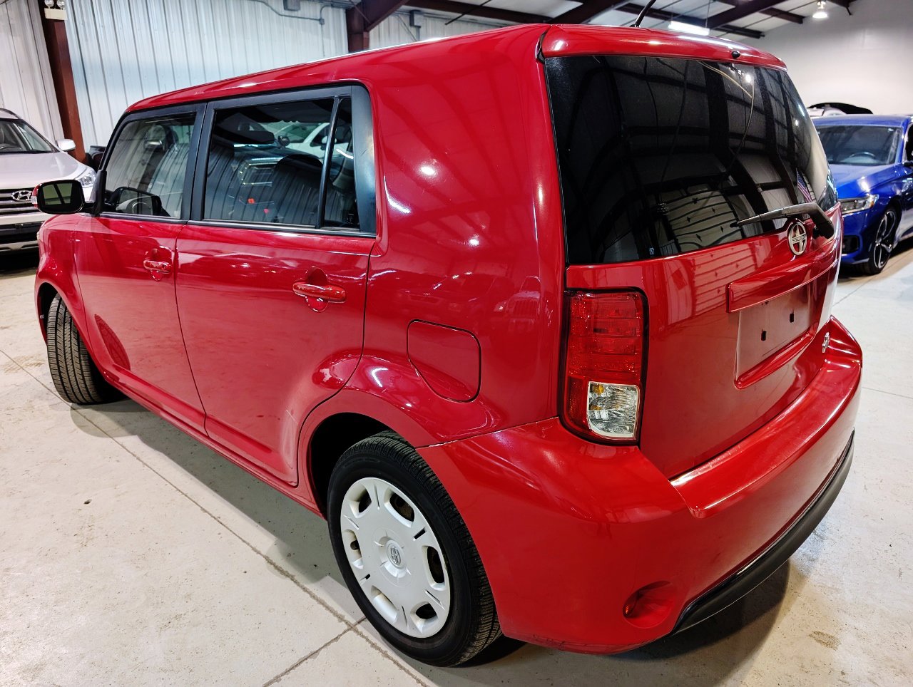 Used 2013 Scion xB image 4