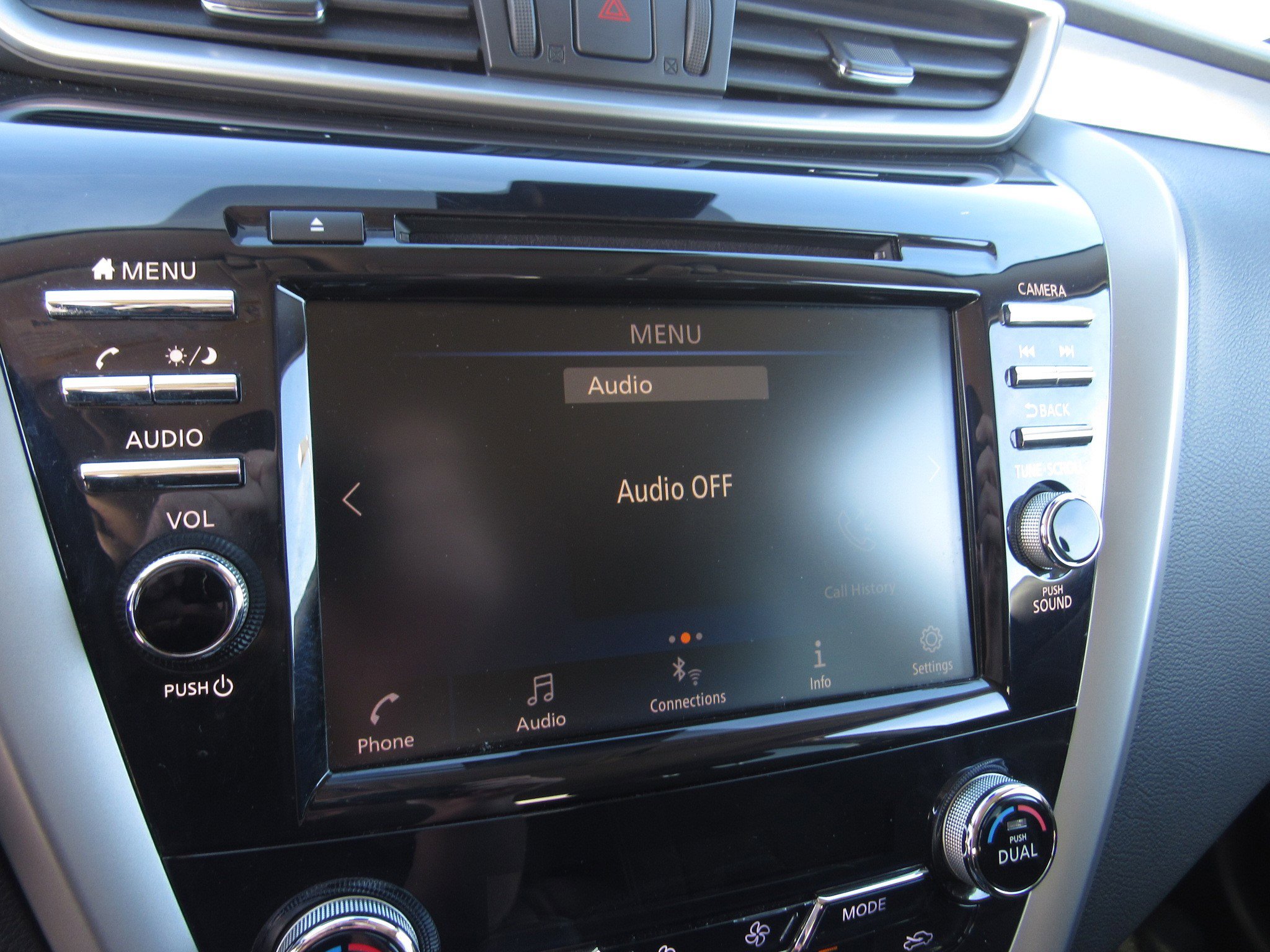 Used 2020 Nissan Murano S w/ Technology Package image 18