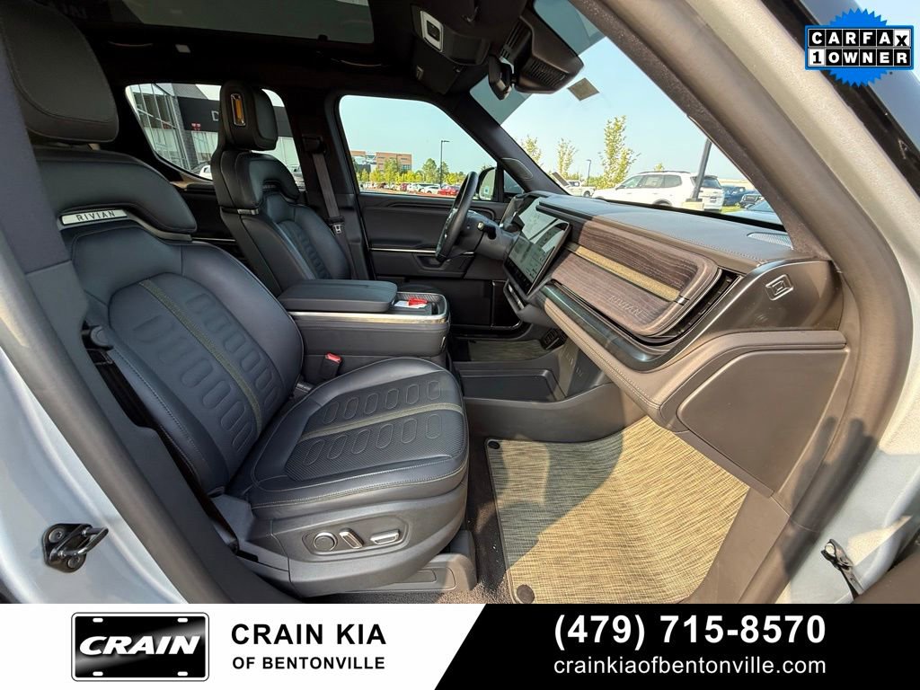 Used 2025 Rivian R1T Adventure image 29