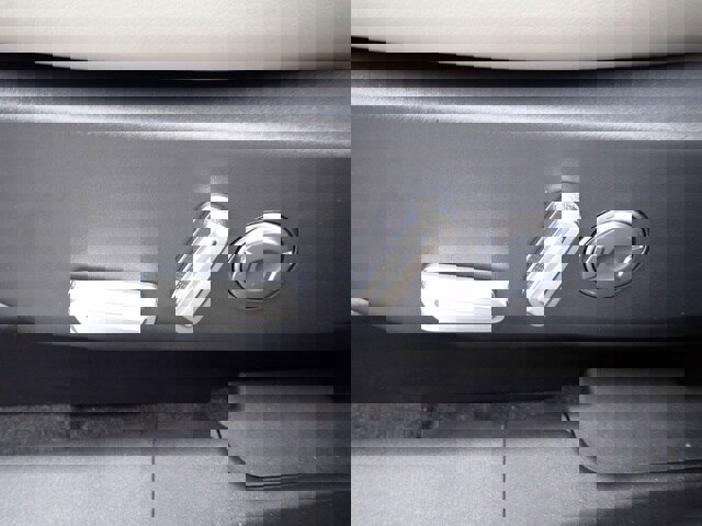 New 2026 Lincoln Nautilus Premier image 27