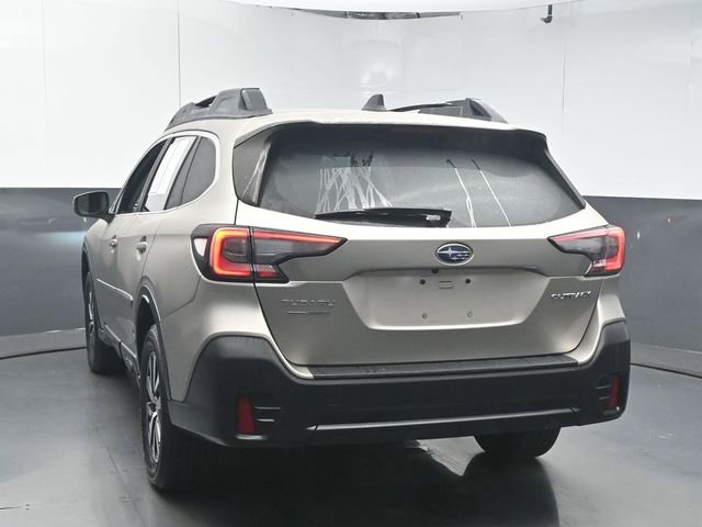 Used 2020 Subaru Outback Premium image 6