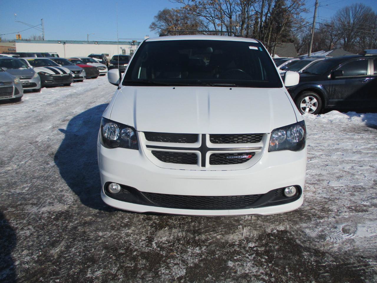 Used 2019 Dodge Grand Caravan GT FWD image 2