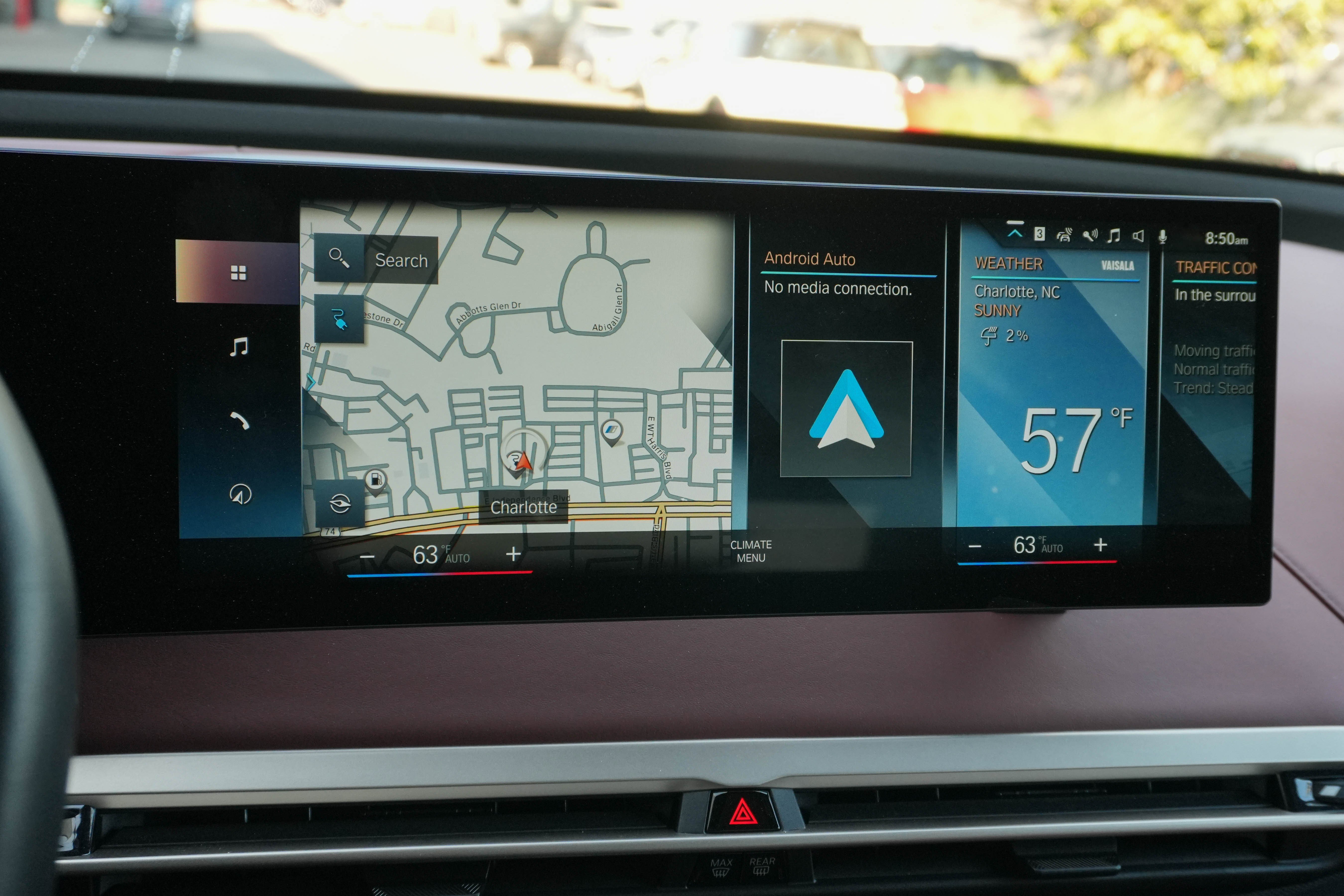 Certified 2023 BMW iX xDrive50 w/ Premium Package AWD/4WD image 22