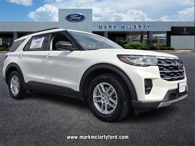 New 2026 Ford Explorer Active w/ Active Comfort Package image 4