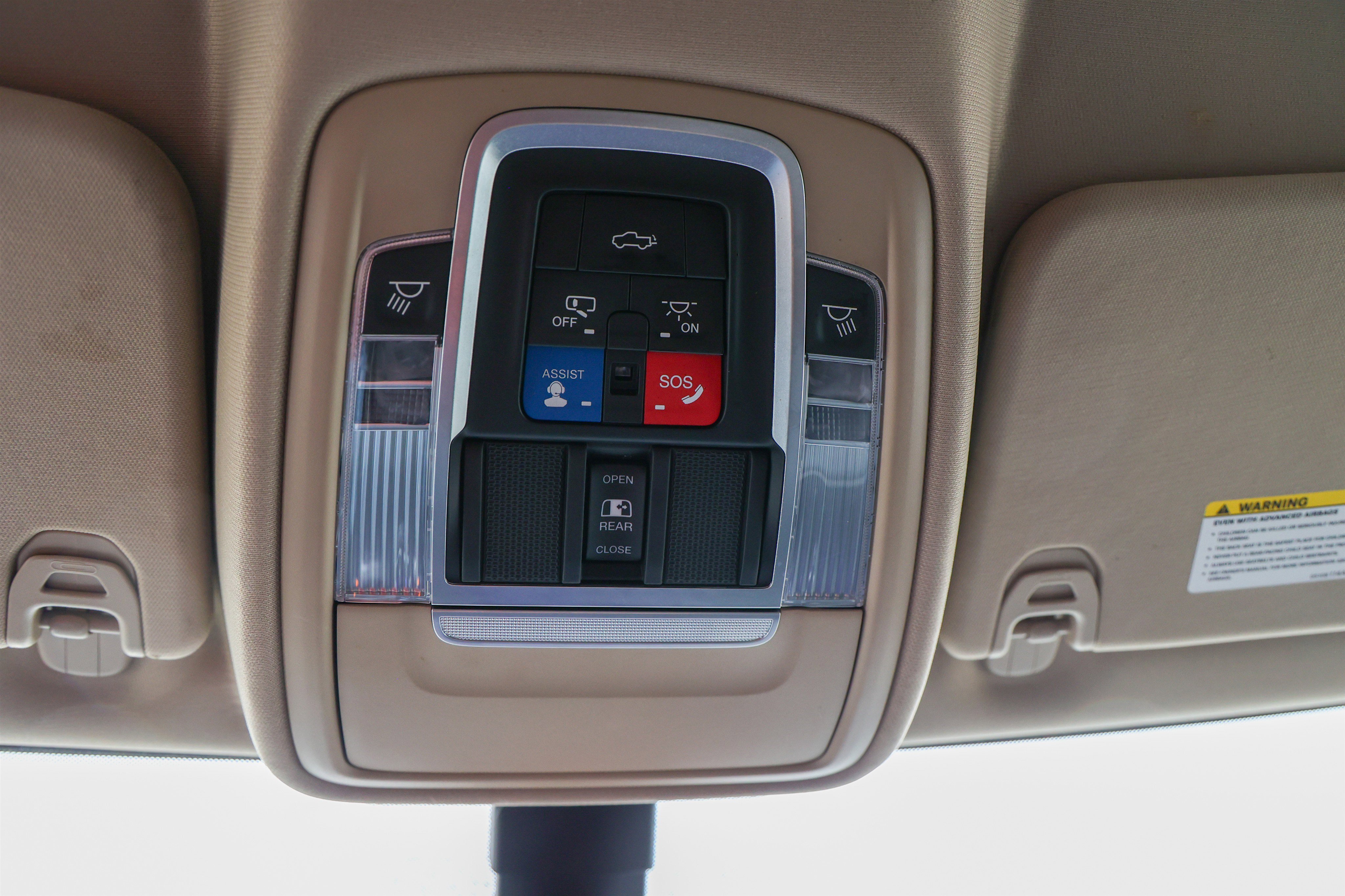 Used 2019 RAM 1500 Laramie AWD/4WD image 31