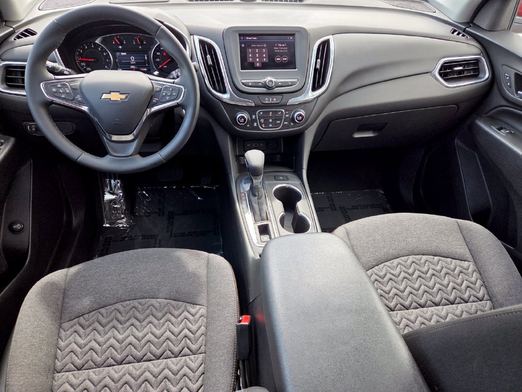 Used 2024 Chevrolet Equinox LT w/ LPO, Cargo Package FWD image 10