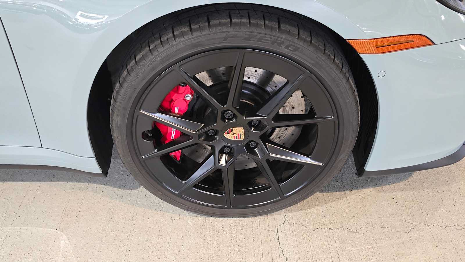 Used 2025 Porsche 911 Carrera S RWD image 9