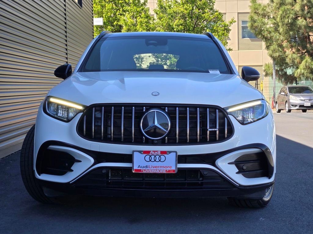 Used 2025 Mercedes-Benz GLC 43 AMG 4MATIC image 2
