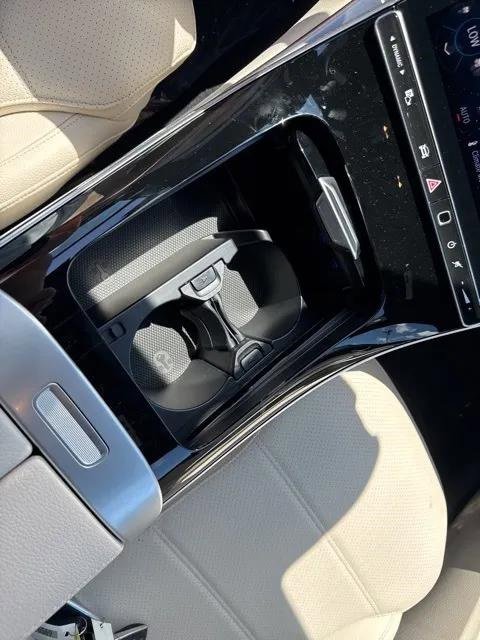 New 2025 Mercedes-Benz C 300 4MATIC Sedan image 19