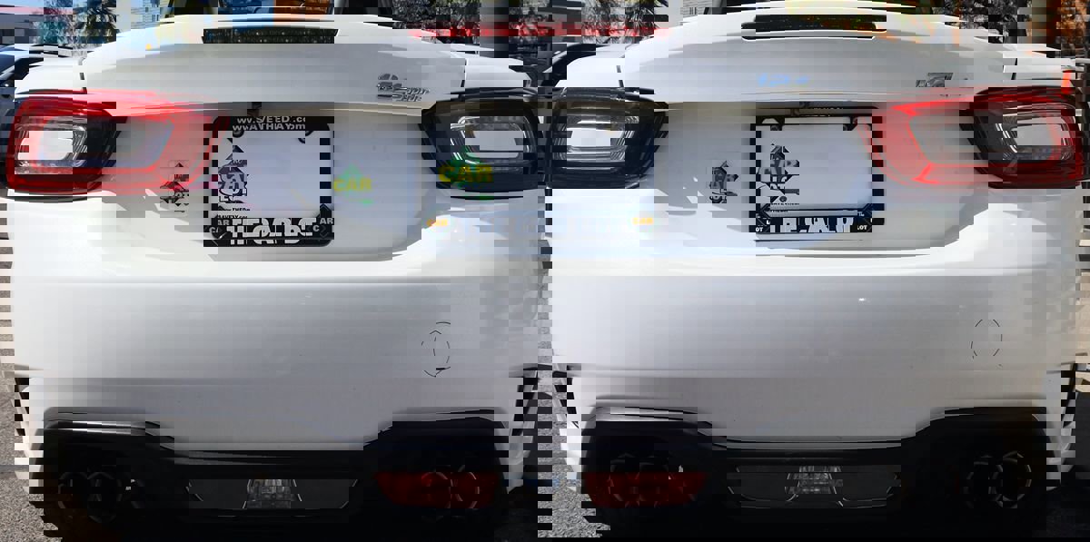 Used 2017 FIAT 124 Spider Abarth image 22