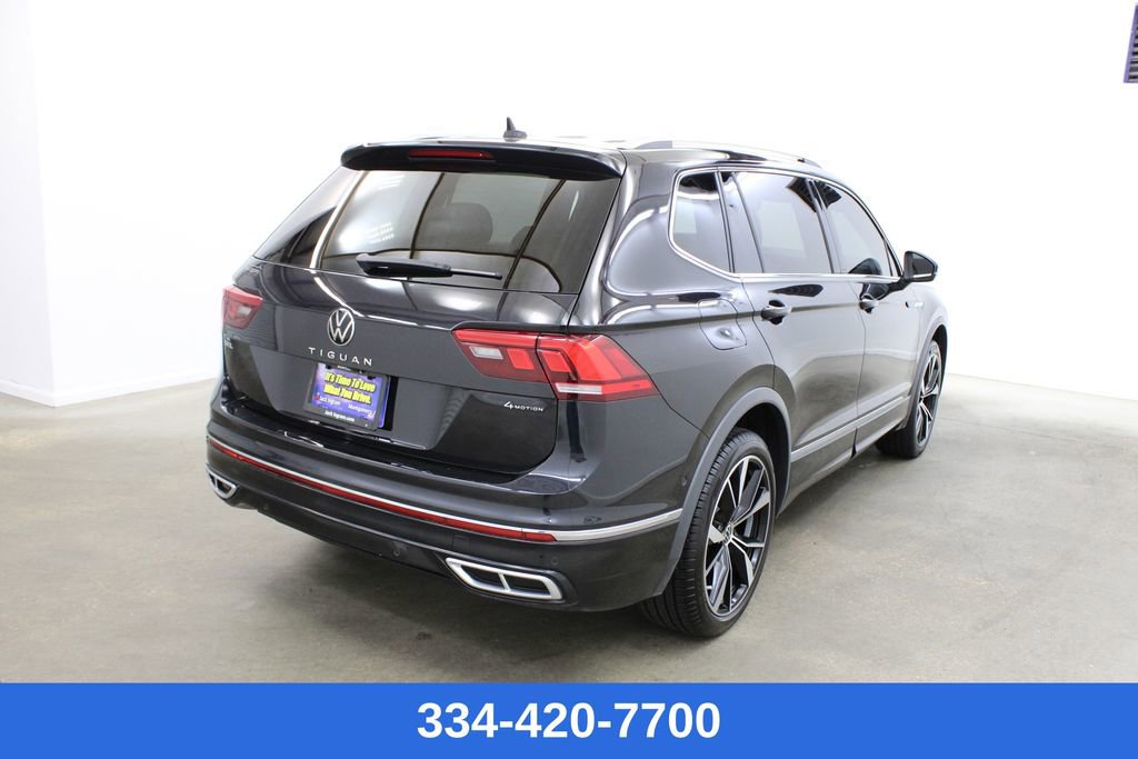Certified 2022 Volkswagen Tiguan SEL R-Line image 3